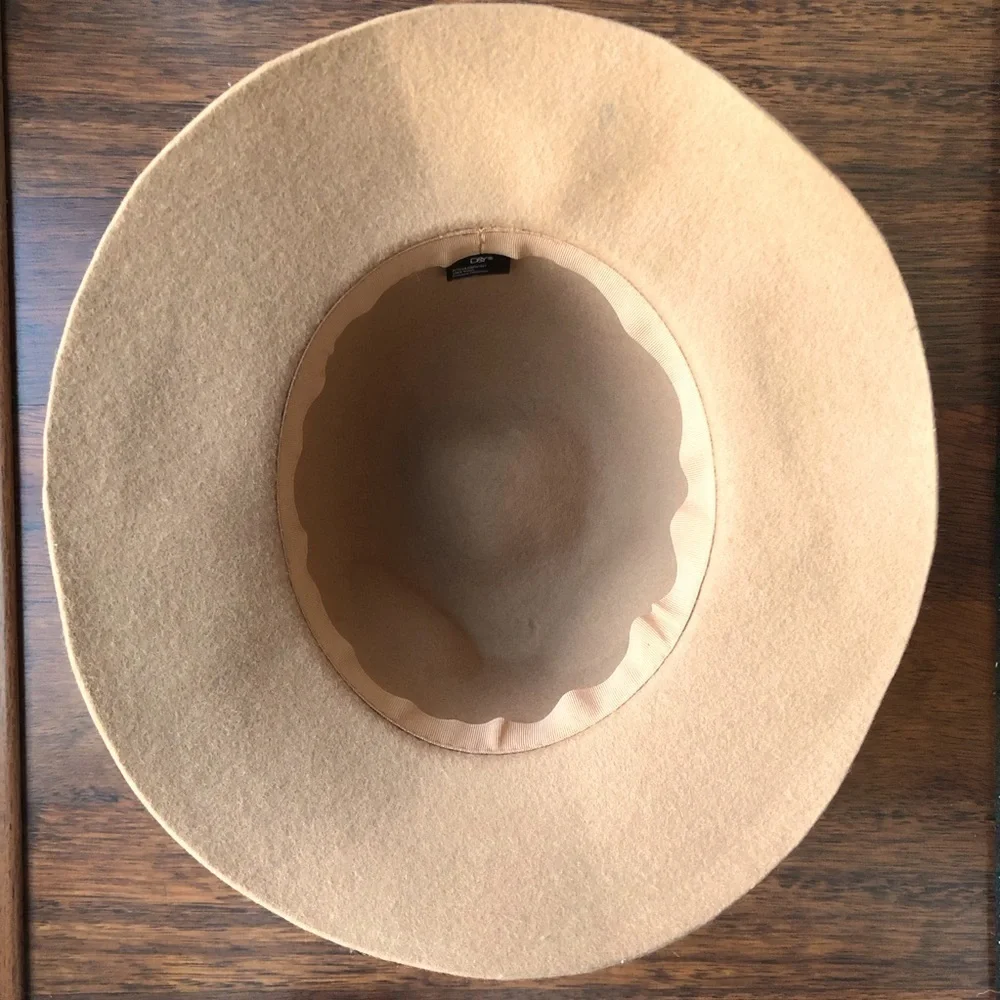 D&Y Wool fedora in camel color with grosgrain ribbon trim Style #HAPN1521 - Picture 7 of 12